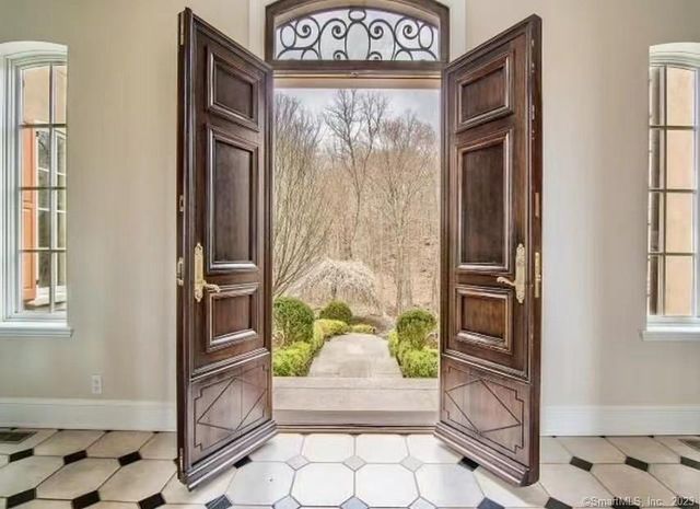 11 Dogwood Lane, Weston, CT 06883