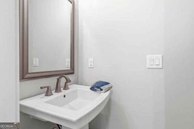 1851 Osprey Poynte, Greensboro, GA 30642