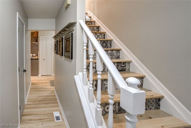 167 S Medina Line Road, Akron, OH 44321