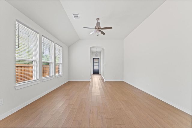7909 Wild Thicket Drive, Magnolia, TX 77354