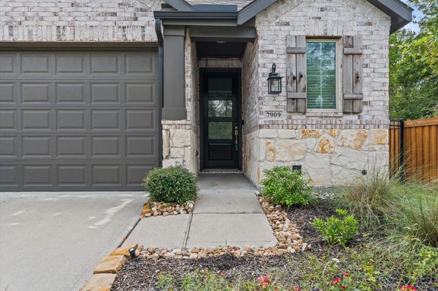 7909 Wild Thicket Drive, Magnolia, TX 77354