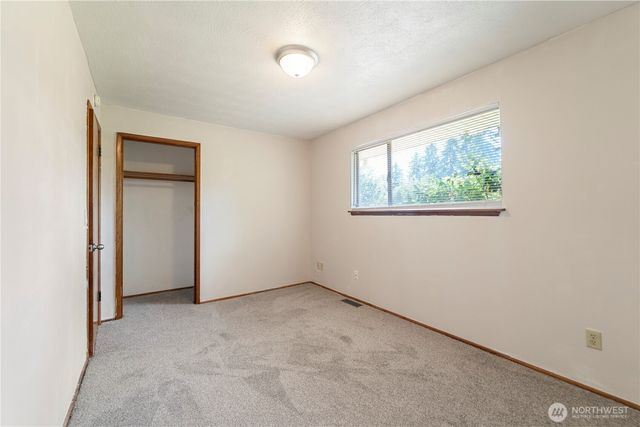 9820 Washington Blvd SW, Lakewood, WA 98498
