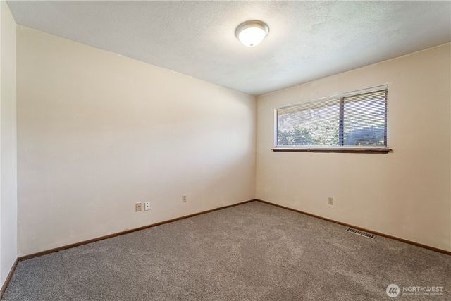 9820 Washington Blvd SW, Lakewood, WA 98498