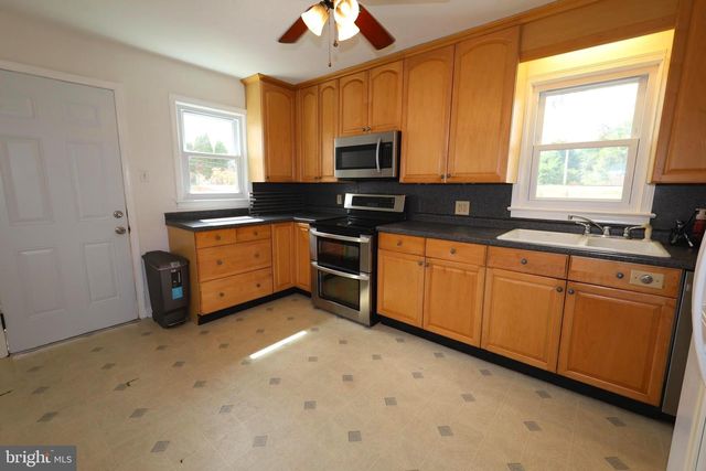 161 BELVIEW AVE, Hagerstown, MD 21742