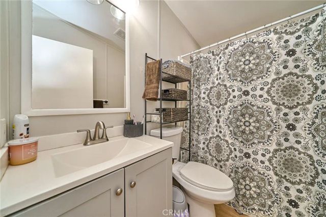 3595 Santa Fe 155, Long Beach, CA 90810