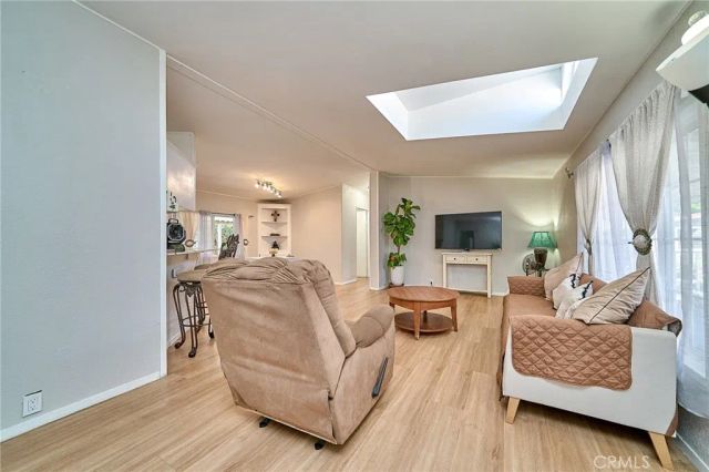 3595 Santa Fe 155, Long Beach, CA 90810