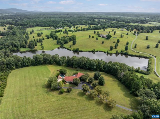 4798 BARN FIELD DR, Keswick, VA 22947