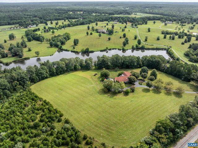 4798 BARN FIELD DR, Keswick, VA 22947