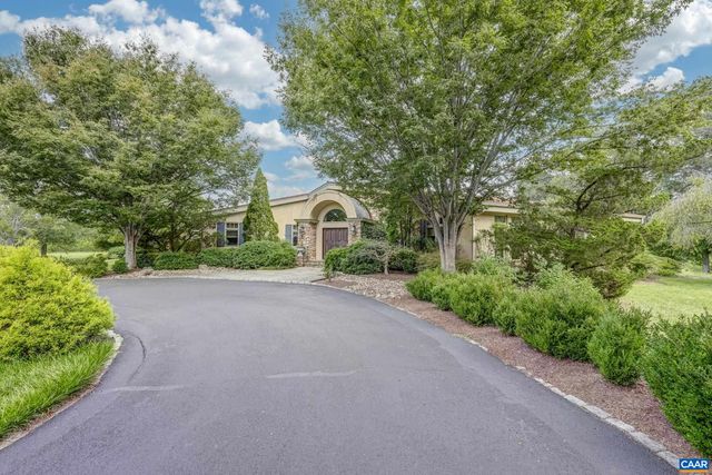 4798 BARN FIELD DR, Keswick, VA 22947