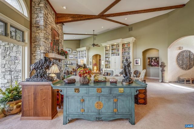 4798 BARN FIELD DR, Keswick, VA 22947