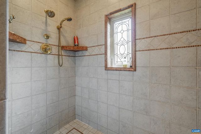 4798 BARN FIELD DR, Keswick, VA 22947