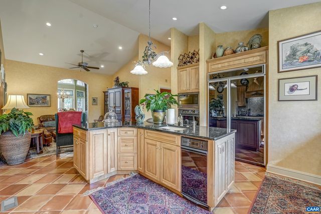 4798 BARN FIELD DR, Keswick, VA 22947