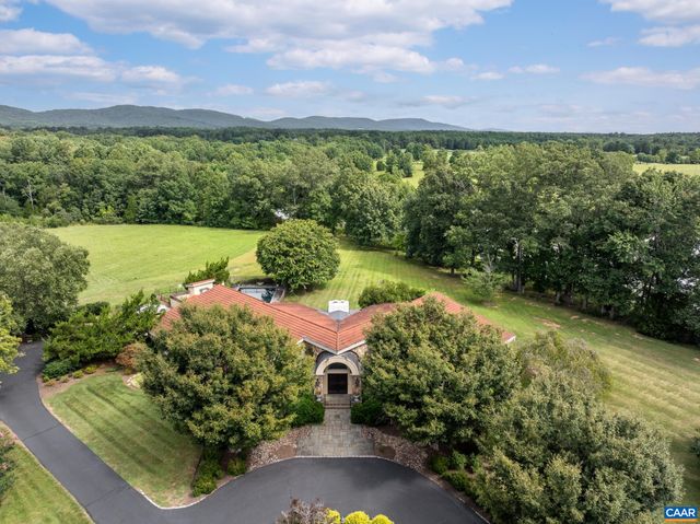 4798 BARN FIELD DR, Keswick, VA 22947