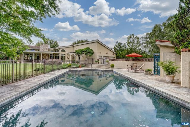 4798 BARN FIELD DR, Keswick, VA 22947