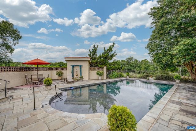 4798 BARN FIELD DR, Keswick, VA 22947