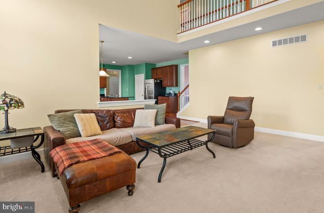 204 COLERIDGE LN, Coatesville, PA 19320