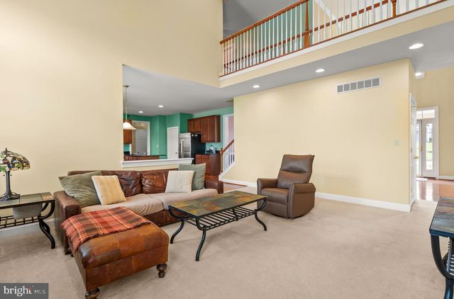 204 COLERIDGE LN, Coatesville, PA 19320