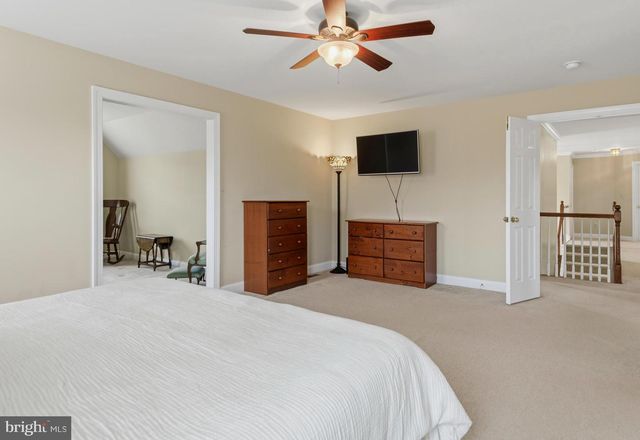 204 COLERIDGE LN, Coatesville, PA 19320