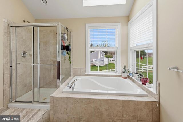 204 COLERIDGE LN, Coatesville, PA 19320