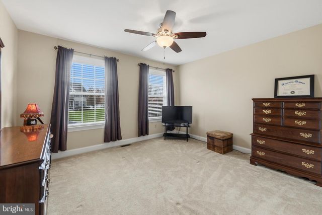 204 COLERIDGE LN, Coatesville, PA 19320