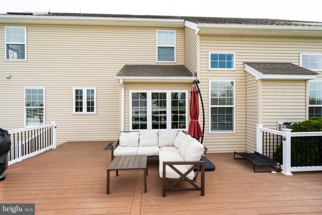 204 COLERIDGE LN, Coatesville, PA 19320