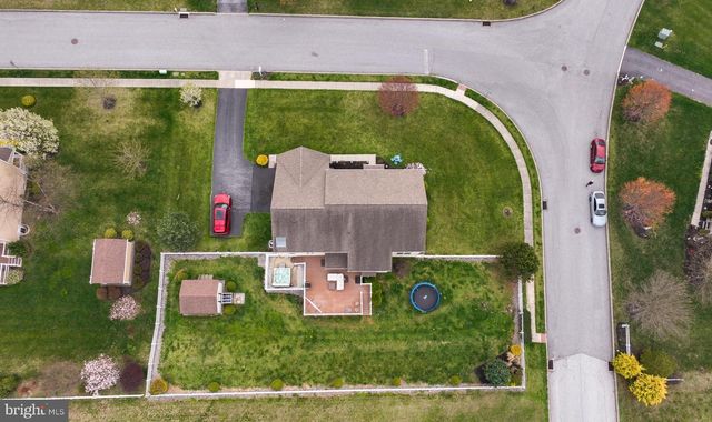 204 COLERIDGE LN, Coatesville, PA 19320