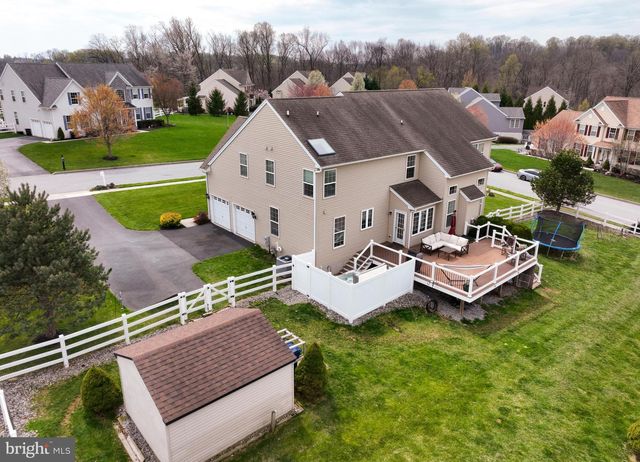 204 COLERIDGE LN, Coatesville, PA 19320