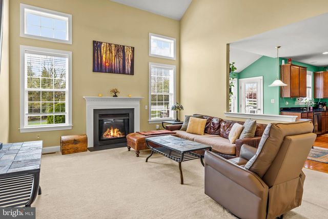 204 COLERIDGE LN, Coatesville, PA 19320