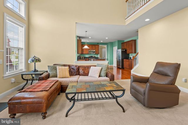 204 COLERIDGE LN, Coatesville, PA 19320