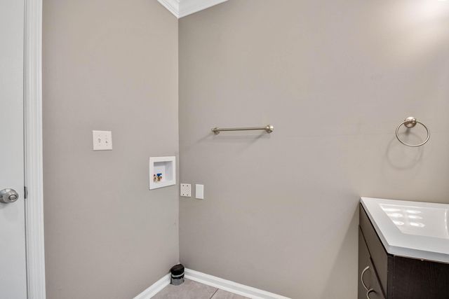 931 Mountain Creek Road, Chattanooga, TN 37405