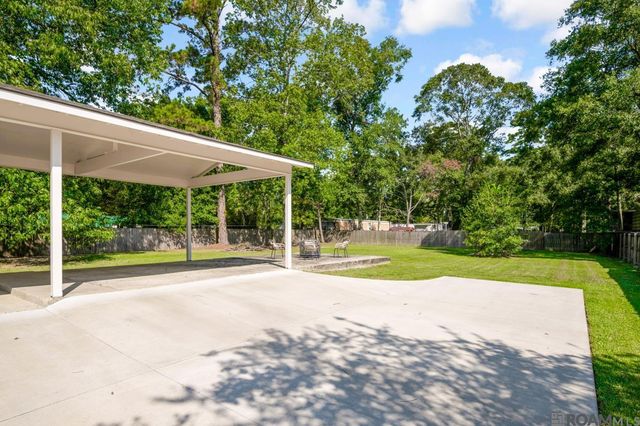 12619 Ina Dr, Walker, LA 70785