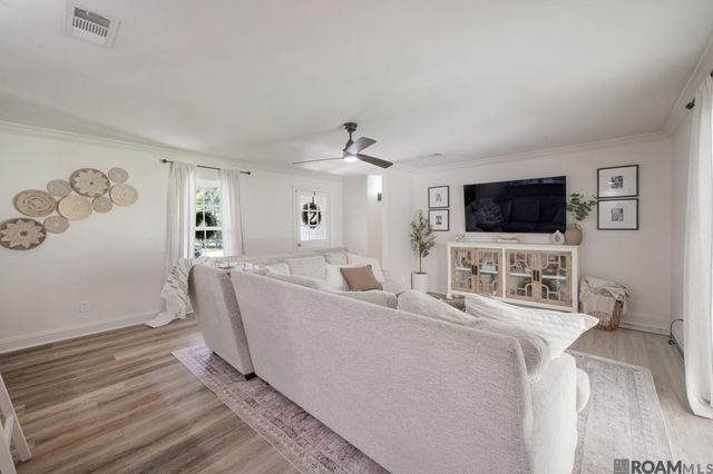 12619 Ina Dr, Walker, LA 70785