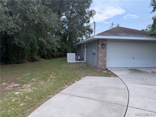 1213 W Sorrento Drive, Citrus Springs, FL 34434