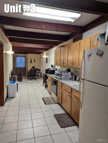 726 Eastern Avenue, Greenville, IL 62246