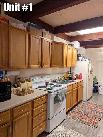 726 Eastern Avenue, Greenville, IL 62246