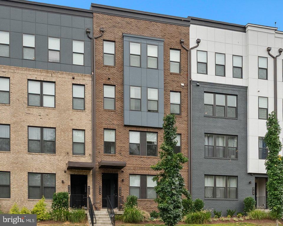 4128 LEGATO RD #53, Fairfax, VA 22033