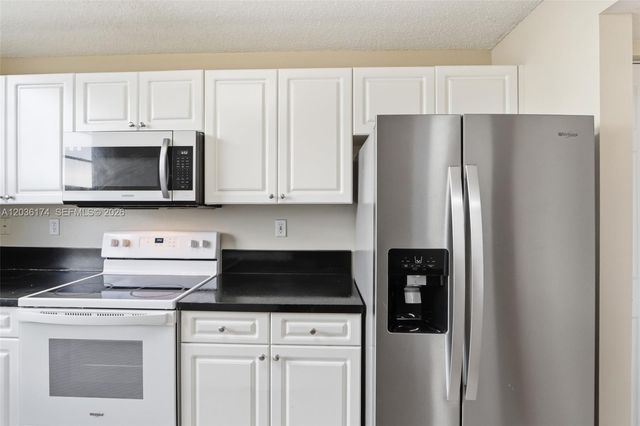 520 SE 5th Ave 2403, Fort Lauderdale, FL 33301
