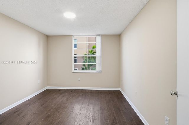 520 SE 5th Ave 2403, Fort Lauderdale, FL 33301