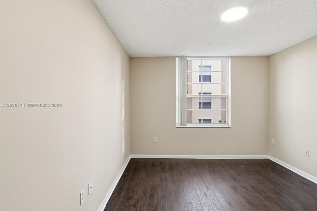 520 SE 5th Ave 2403, Fort Lauderdale, FL 33301