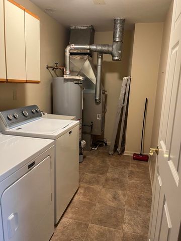 1660 River Road 43, Marysville, MI 48040