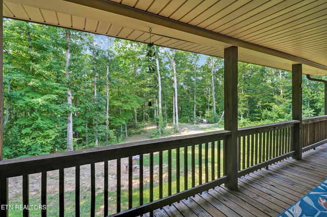 68 Buffalo Cove Lane, Jamestown, TN 38556