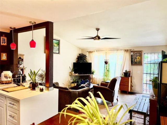 2350 Osbun 77, San Bernardino, CA 92404