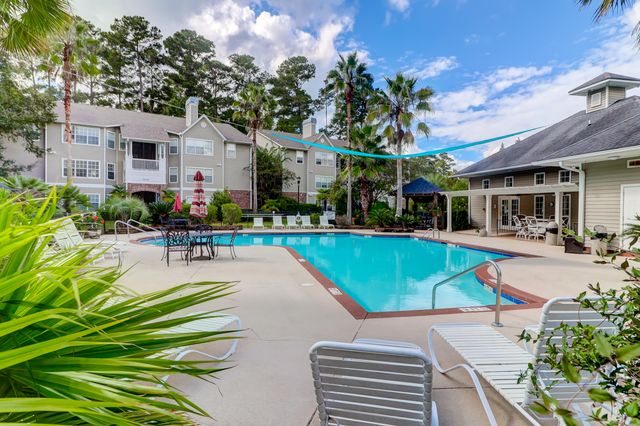 188 Midland Parkway 312, Summerville, SC 29485