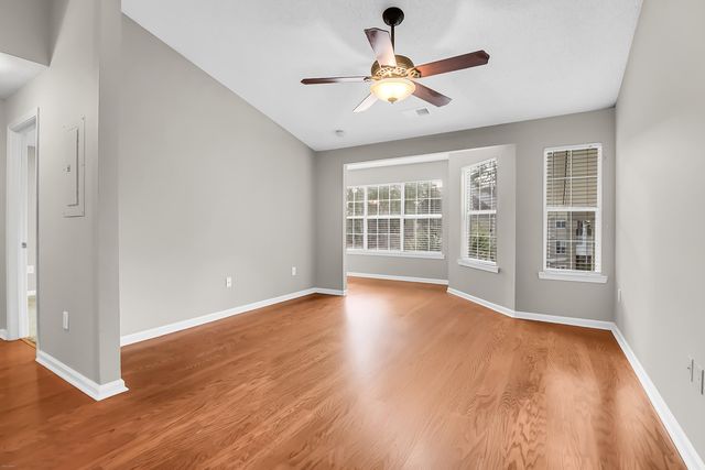 188 Midland Parkway 312, Summerville, SC 29485