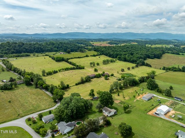 312 Stockyard Road, Telford, TN 37690