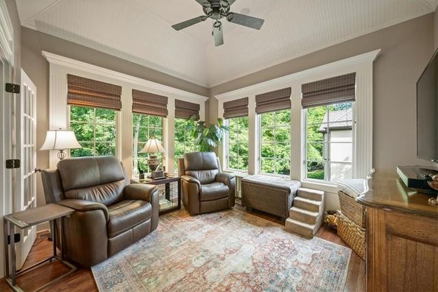8604 N MARSH Avenue, Kansas City, MO 64157