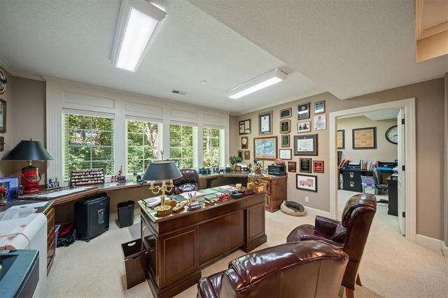 8604 N MARSH Avenue, Kansas City, MO 64157