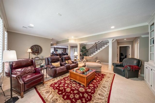 8604 N MARSH Avenue, Kansas City, MO 64157
