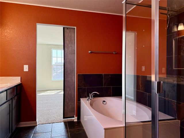 1293 Nevarez, Kyle, TX 78640