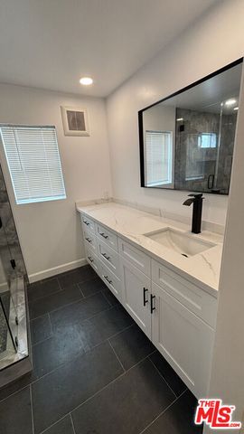 2280 S Barrington Avenue Apt 9, Los Angeles, CA 90064